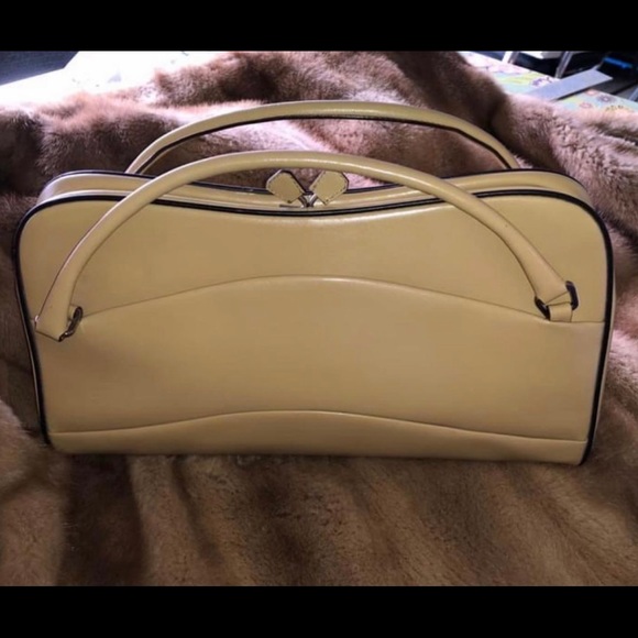 PRADA handbag - Picture 3 of 8